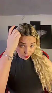 Irisweet  online show from December 14, 3:17 pm