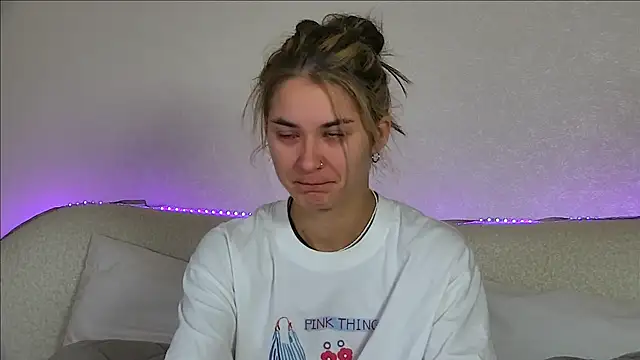 Snapshot of RachelSimpson chatting on September 16, 7:04 pm RachelSimpson online show from September 16, 7:04 pm