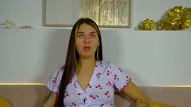 Snapshot of RachelSimpson chatting on November 28, 6:21 pm RachelSimpson online show from November 28, 6:21 pm