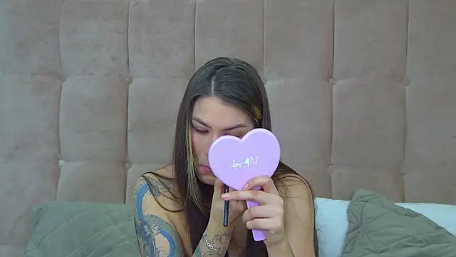 RachelSimpson online show from March 2, 7:15 am