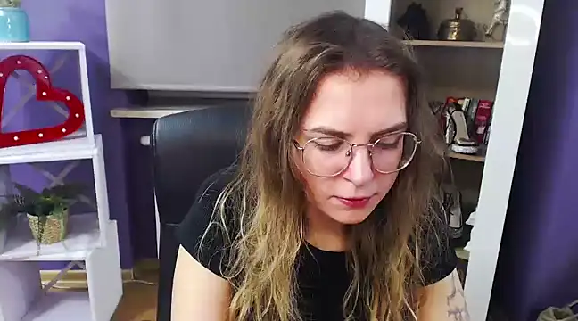 Zoey Erotic online show from December 27, 5:31 am