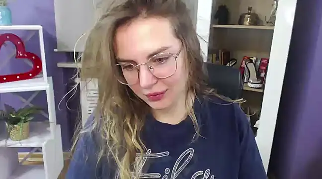 Zoey Erotic online show from December 31, 5:33 am