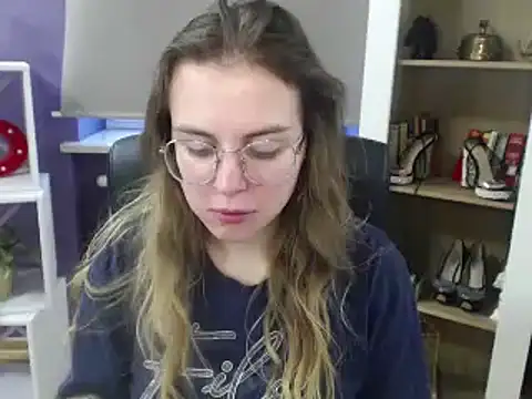 Zoey Erotic online show from January 2, 11:41 am