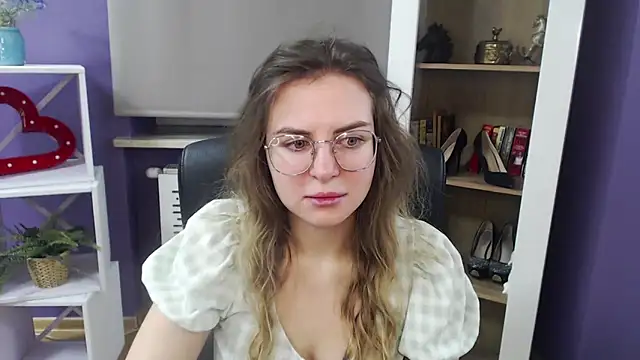 Zoey Erotic online show from January 17, 6:26 am