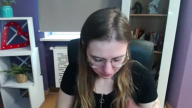 Zoey Erotic online show from February 21, 10:50 am