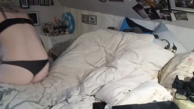 MaryG online show from February 18, 3:30 pm