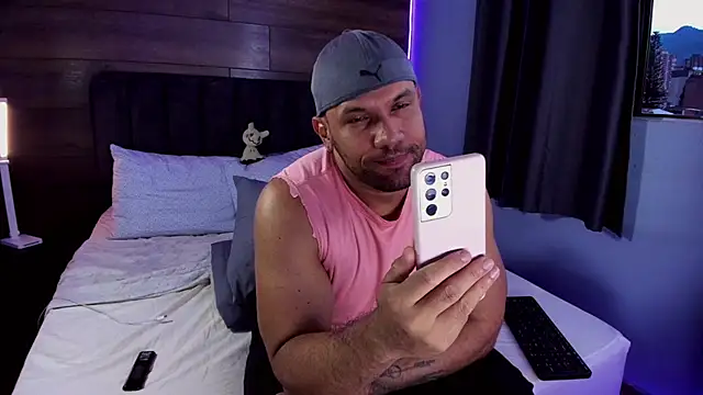 anthonylatynxd online show from July 3, 11:22 pm