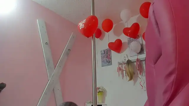 CAMILA--REY online show from February 19, 1:06 pm