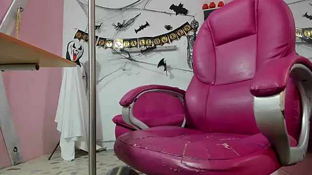 CAMILA--REY online show from October 19, 11:05 pm