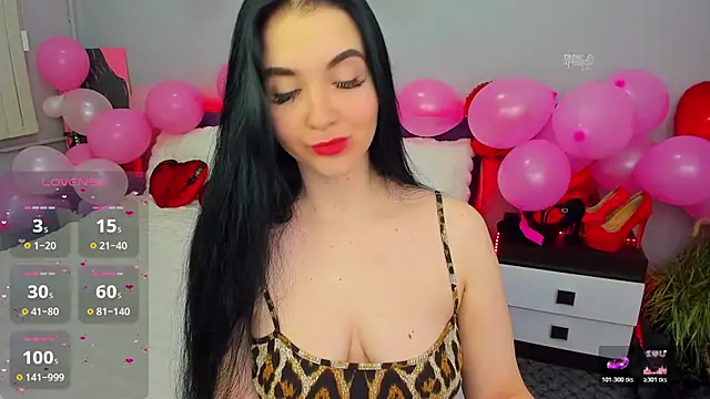 KeiraChoCo online show from February 25, 8:40 pm