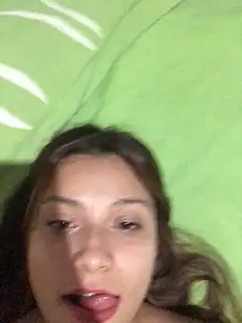 3littleschoolteens online show from May 24, 6:29 am