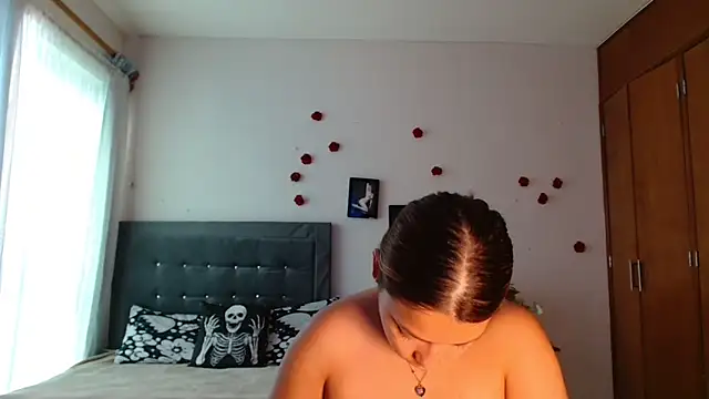 3littleschoolteens online show from May 25, 6:58 pm