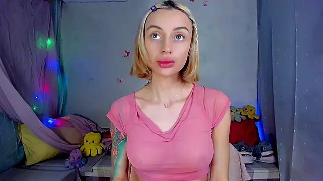 LickLizzy online show from November 10, 10:14 am