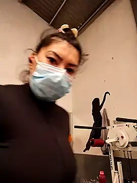 LaInsaciableIntensa online show from January 28, 5:03 pm