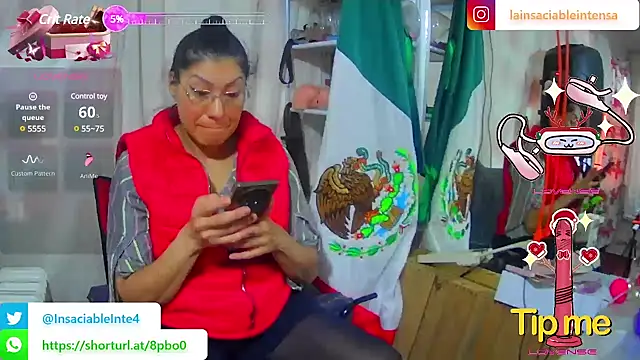 LaInsaciableIntensa online show from February 27, 10:20 pm