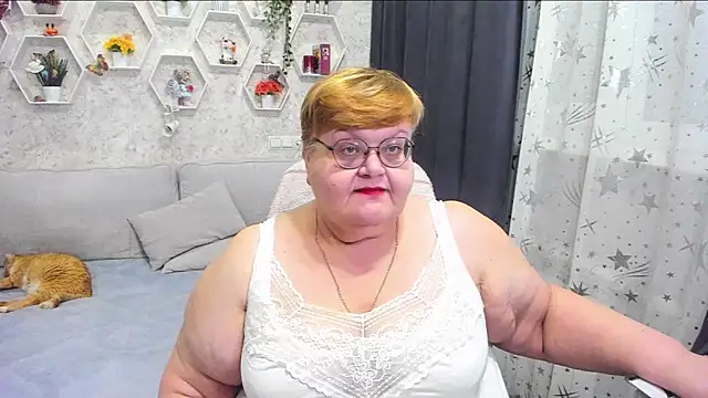  big love  online show from April 13, 8:03 pm