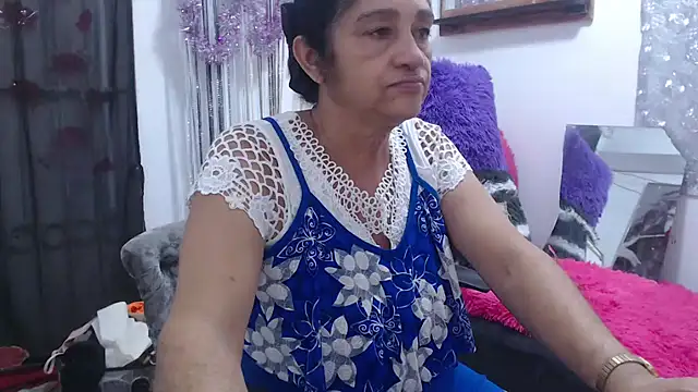 heyline milf online show from February 18, 1:10 am