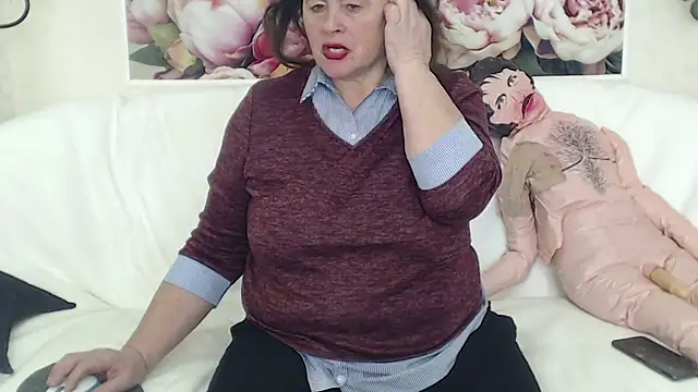 FlaviaSquirts online show from February 7, 1:22 pm