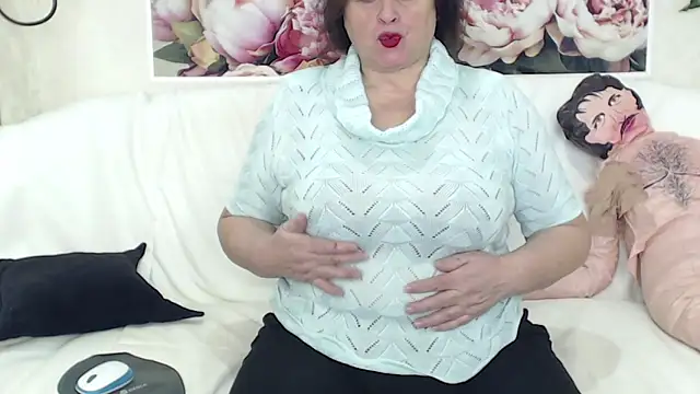 FlaviaSquirts online show from February 13, 9:09 am