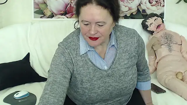 FlaviaSquirts online show from February 17, 8:52 am