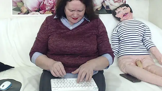 FlaviaSquirts online show from February 25, 11:41 am