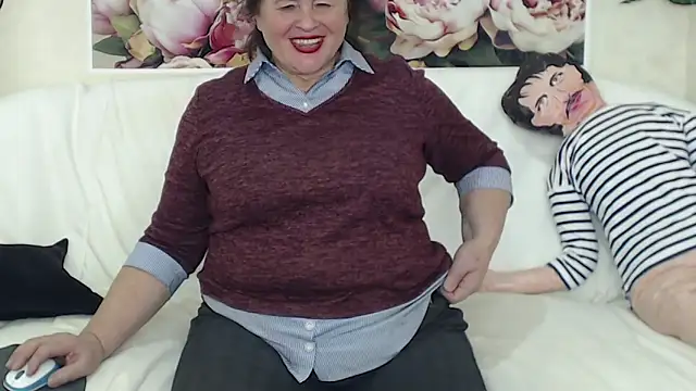 FlaviaSquirts online show from February 25, 2:44 pm