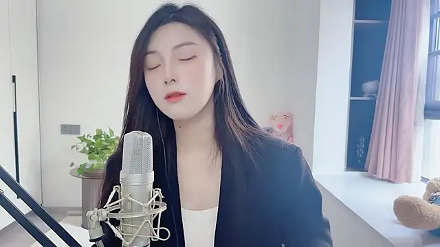 HaagenDazs  online show from December 5, 5:59 am