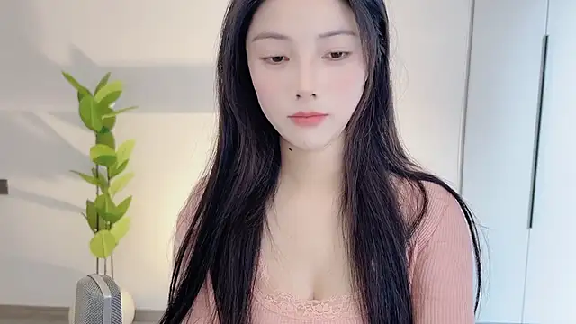 HaagenDazs  online show from February 20, 5:33 am