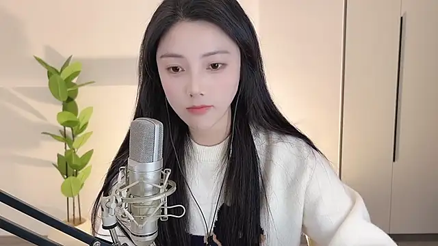 HaagenDazs  online show from February 21, 1:11 pm