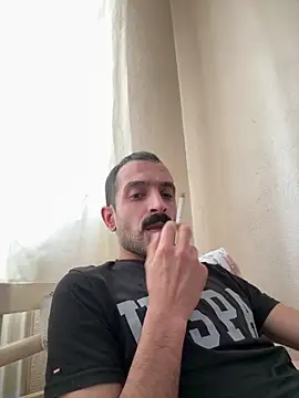 Snapshot of saye0044 chatting on February 9, 7:23 am saye0044 online show from February 9, 7:23 am