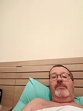 mike9473 online show from November 11, 8:53 pm