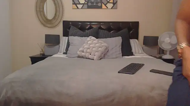 Snapshot of Creamyass22 chatting on January 16, 4:07 pm Creamyass22 online show from January 16, 4:07 pm