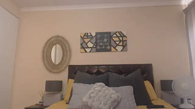 Snapshot of Creamyass22 chatting on February 28, 3:15 pm Creamyass22 online show from February 28, 3:15 pm