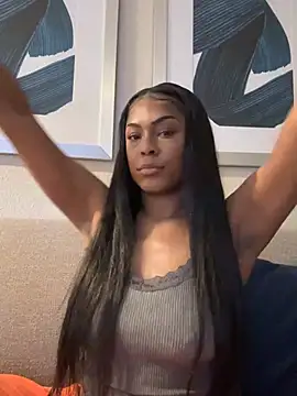 CandyLuxxxx online show from January 25, 2:26 am