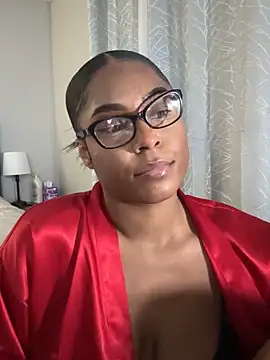 CandyLuxxxx online show from March 21, 5:32 am