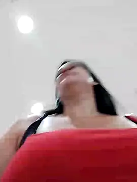 Snapshot of keilymadam chatting on December 10, 7:43 pm keilymadam online show from December 10, 7:43 pm