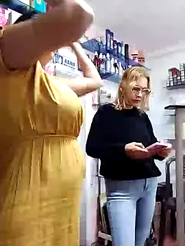 Snapshot of keilymadam chatting on January 31, 4:17 pm keilymadam online show from January 31, 4:17 pm