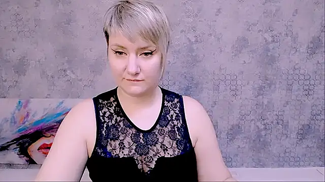 Djullia online show from February 8, 3:31 pm