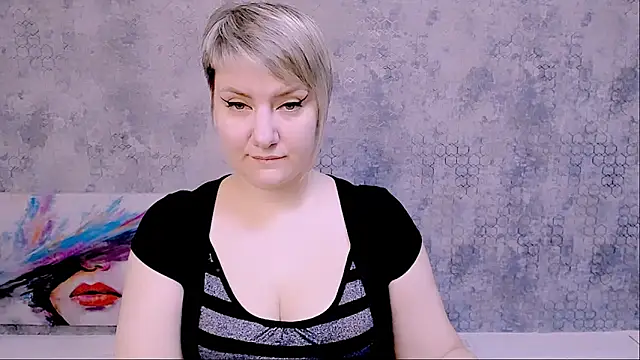 Djullia online show from February 13, 6:09 am