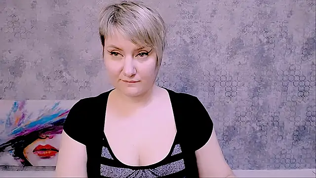 Djullia online show from February 13, 3:24 pm