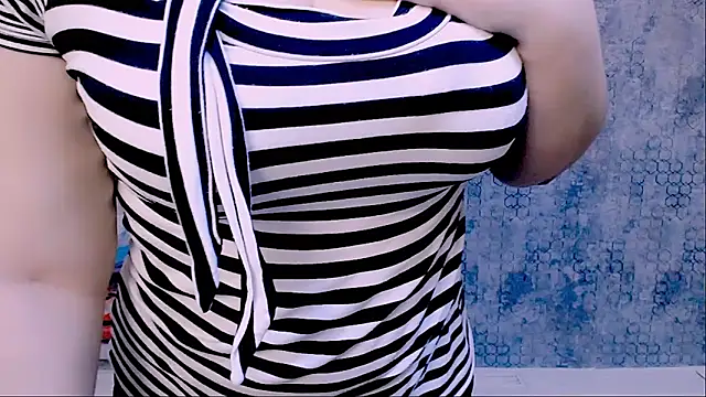 Djullia online show from February 23, 9:11 am