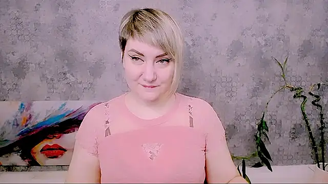 Djullia online show from January 19, 7:01 am