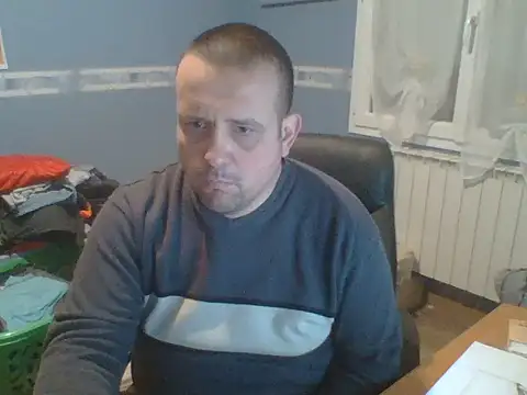 manubm03 online show from February 2, 10:25 am