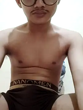 Snapshot of Abizar11 chatting on October 28, 5:48 pm Abizar11 online show from October 28, 5:48 pm