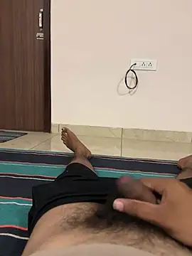 Snapshot of joe112222 chatting on February 2, 2:24 pm joe112222 online show from February 2, 2:24 pm