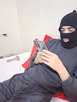 arabqueen online show from November 18, 9:30 pm