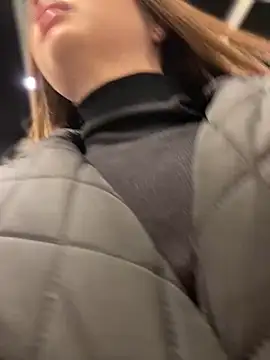 KrisMagnoly online show from March 15, 5:08 pm