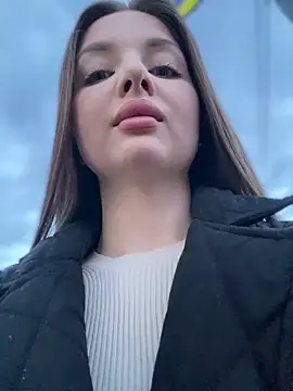 KrisMagnoly online show from April 16, 5:25 pm