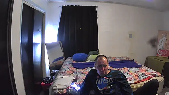 Snapshot of cum4calvin chatting on December 11, 12:12 am cum4calvin online show from December 11, 12:12 am