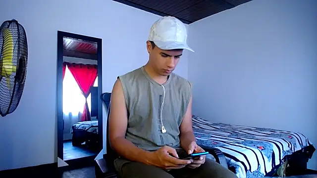 Snapshot of Deiby_casas chatting on February 1, 2:02 pm Deiby casas online show from February 1, 2:02 pm